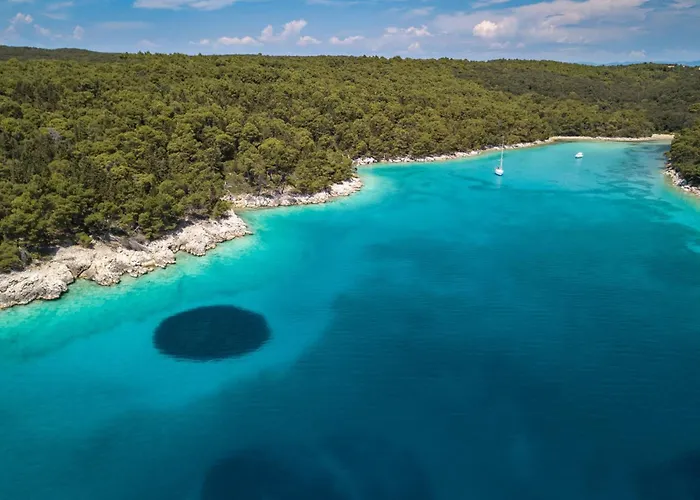 Διαμέρισμα 5 *